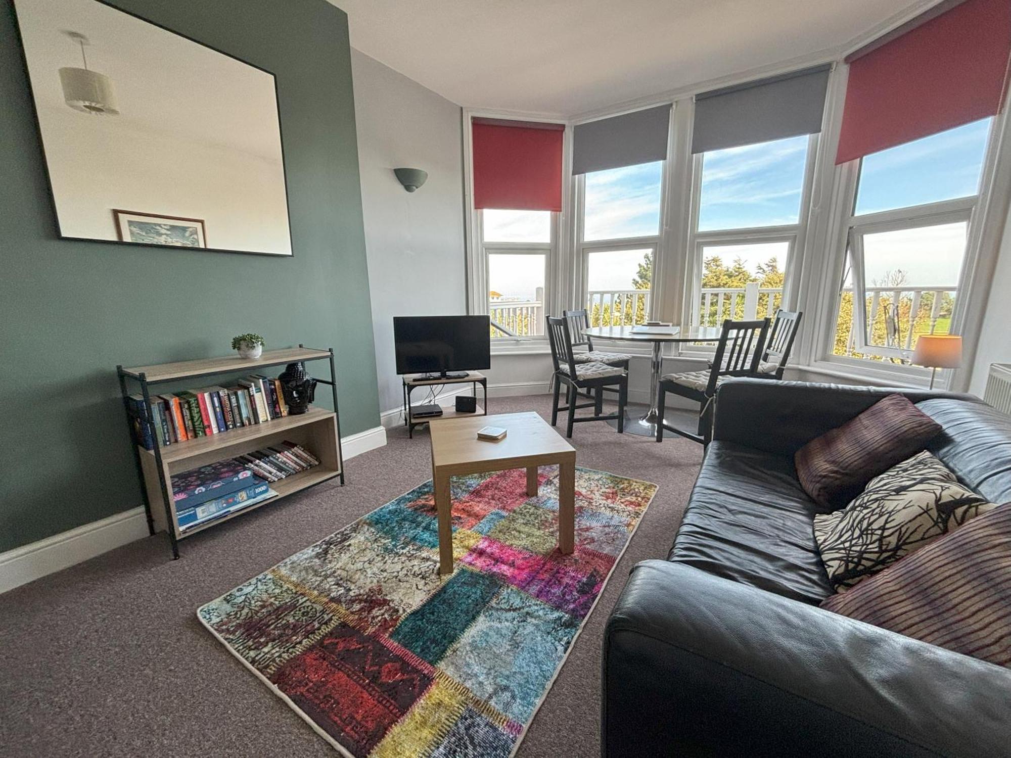 Seabreeze Apartment Истбурн Экстерьер фото