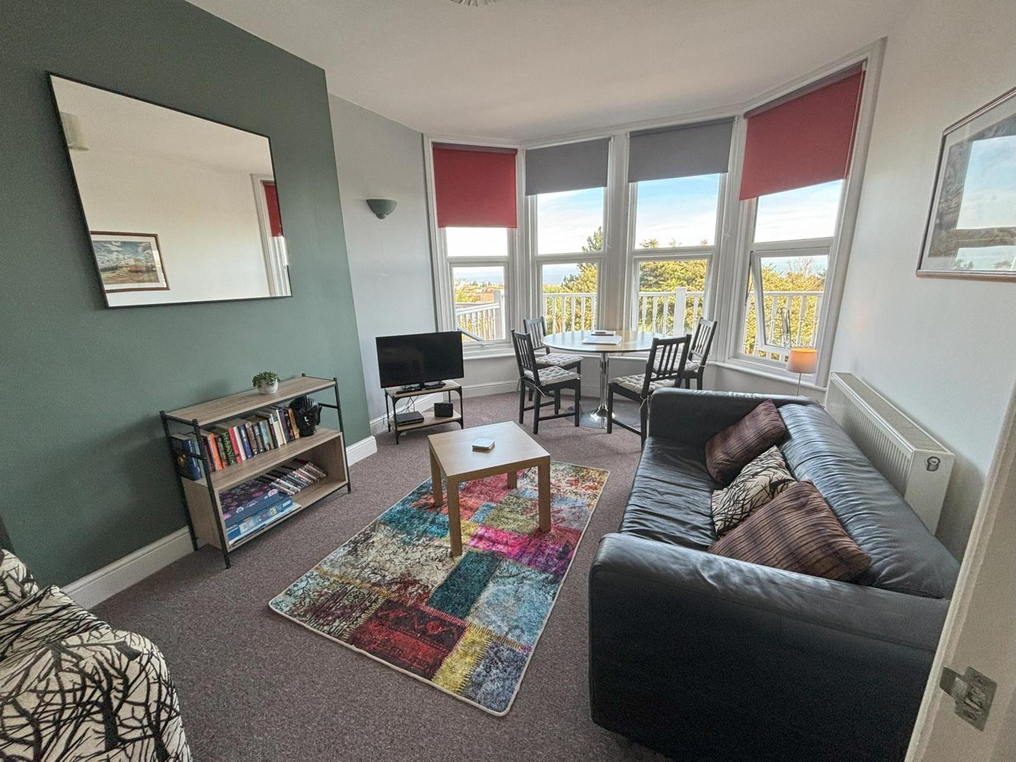 Seabreeze Apartment Истбурн Экстерьер фото
